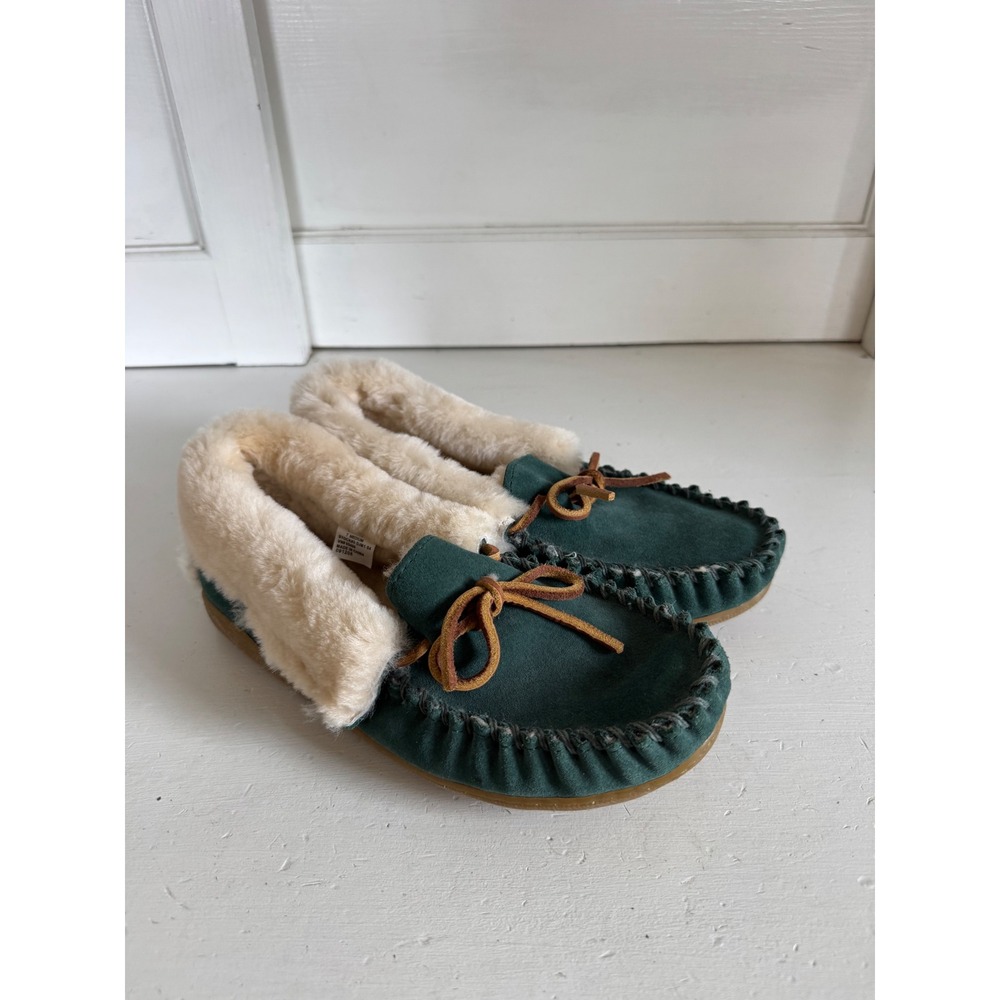 L.L.Bean Women's Green Wicked Good‎ Moccasins size 7